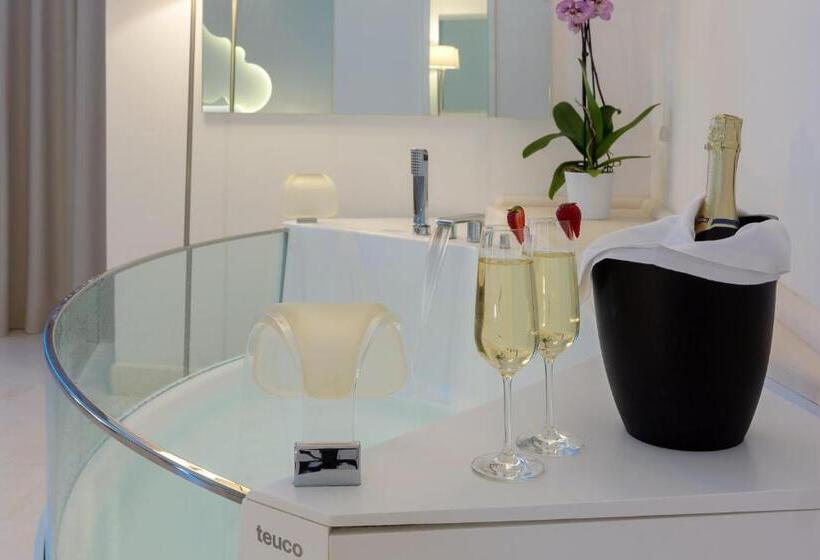 オーシャンビュージュニアスイート, Villa Piedimonte