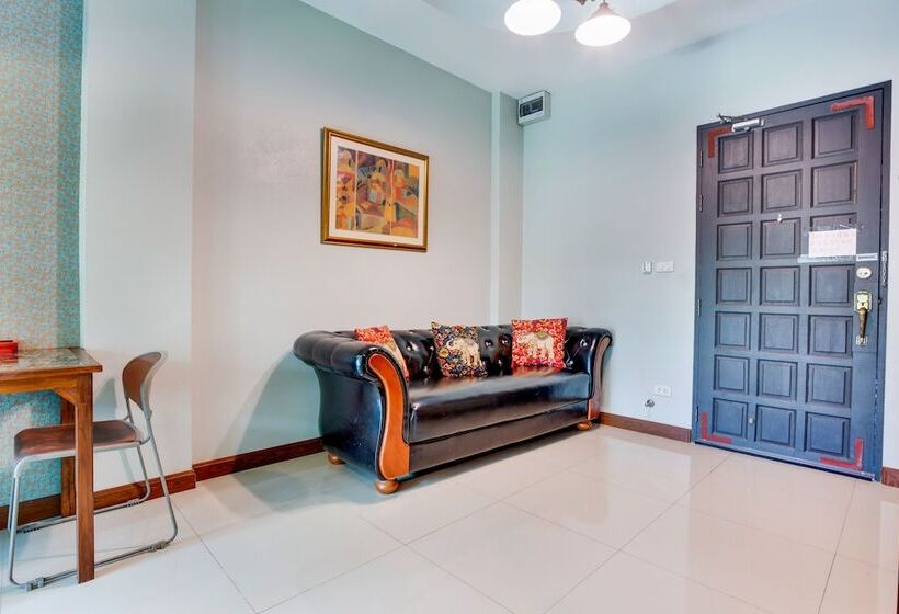 סוויטה, Capital O 1051 Pagoda House