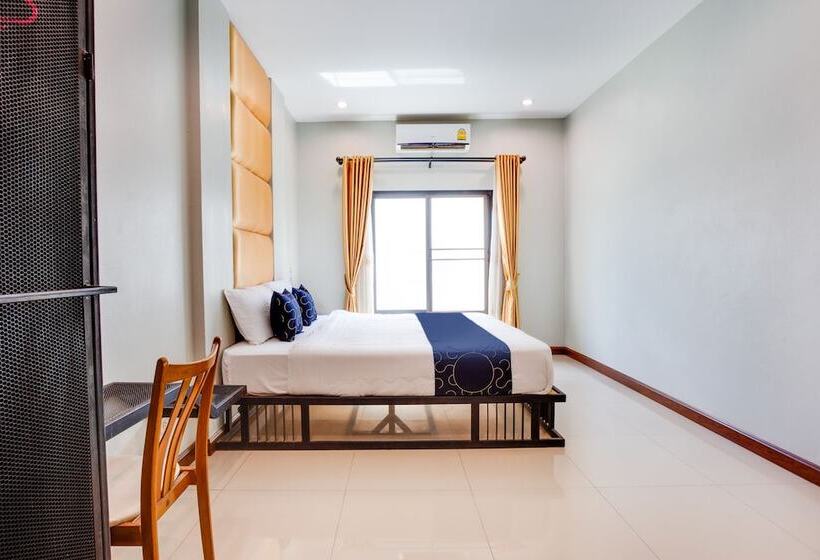 סוויטה, Capital O 1051 Pagoda House