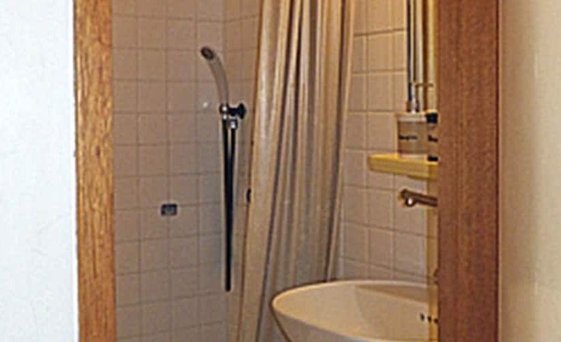 浴室共有ベーシックルーム, Lodge Scole