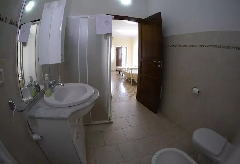 Standard Neljän Hengen Huone, Masseria Lama D'impisa