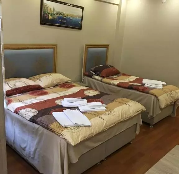 اتاق سوپریور, Birinci Apart