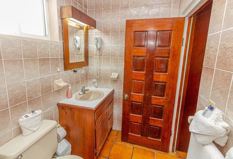 ガーデンビュースイート, Blue Tang Inn