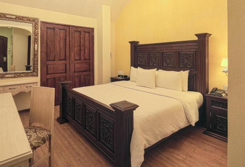 اتاق لوکس, Casona Maria