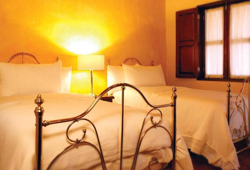 اتاق لوکس, Casona Maria