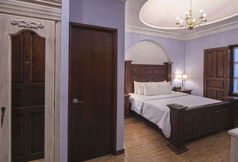 اتاق لوکس, Casona Maria