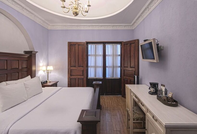 اتاق لوکس, Casona Maria