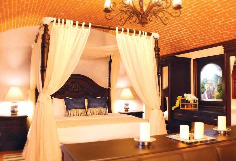 سوییت جونیور, Casona Maria