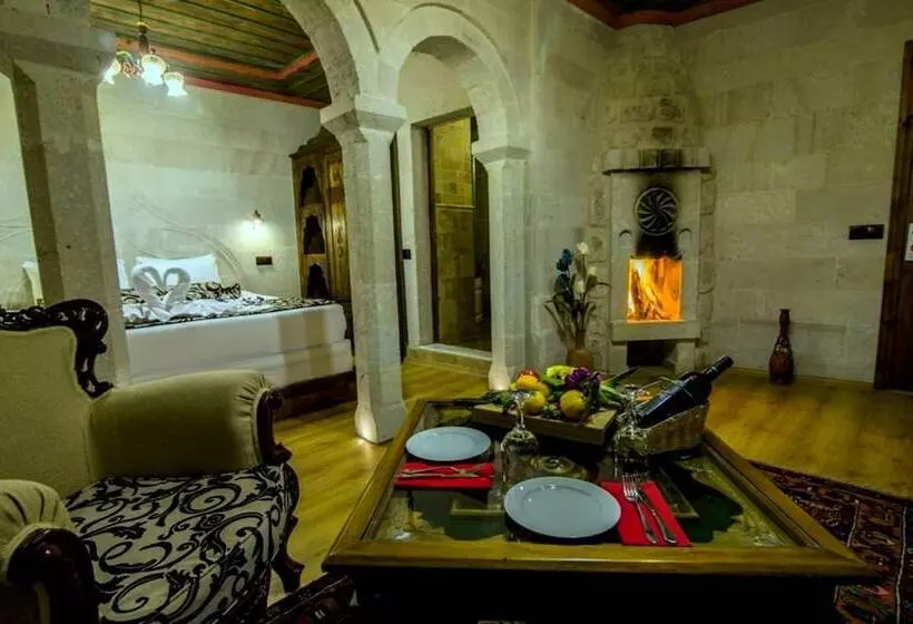 سوئیت با تخت بزرگ, Historical Goreme House
