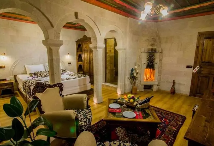 سوئیت با تخت بزرگ, Historical Goreme House