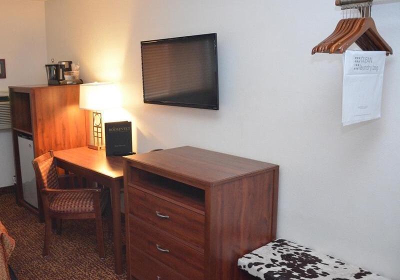 غرفة قياسية فردية, Roosevelt Inn & Suites