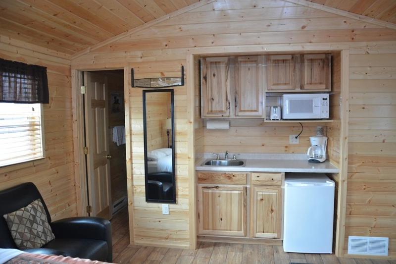 غرفة إقتصادية فردية, Roosevelt Inn & Suites