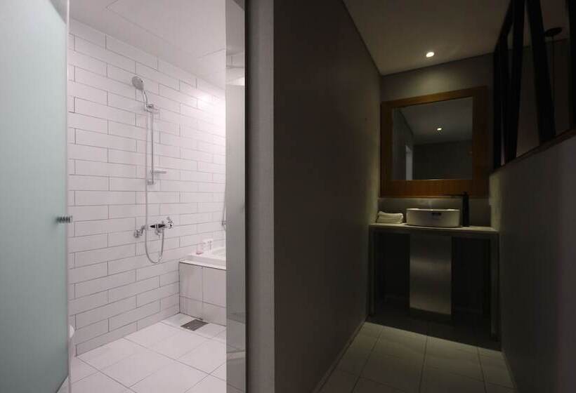 프리미엄 룸, The Lua Nampo