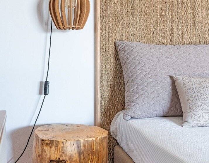 带海景标准四人间, Ornos Blue