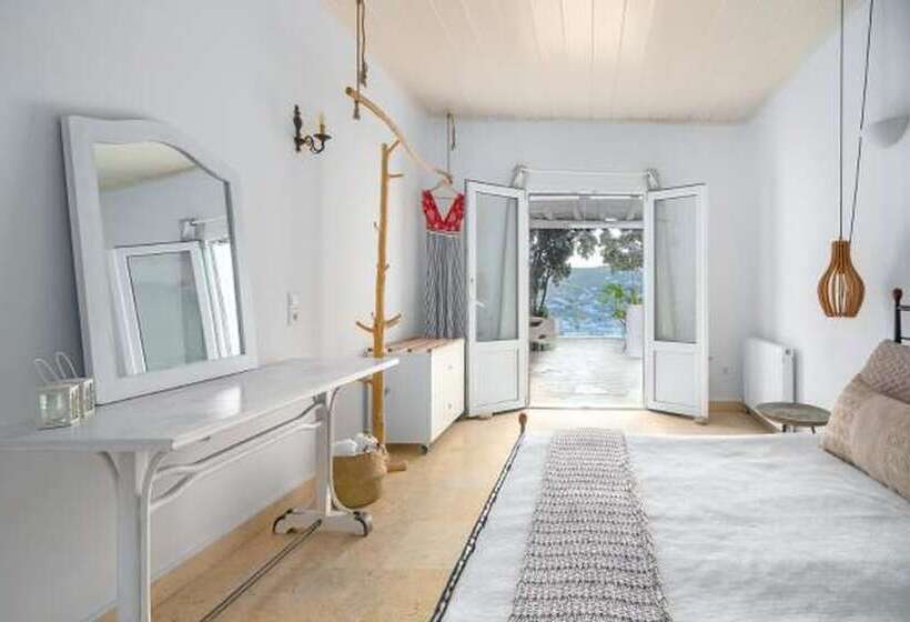 带海景标准四人间, Ornos Blue