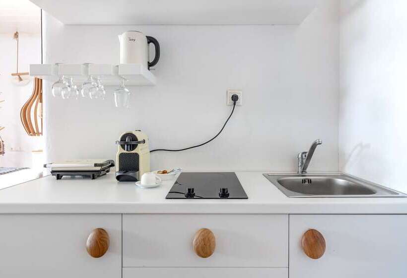 带海景标准四人间, Ornos Blue