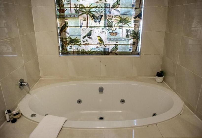 חדר דלוקס נוף לים, 305 Guest House