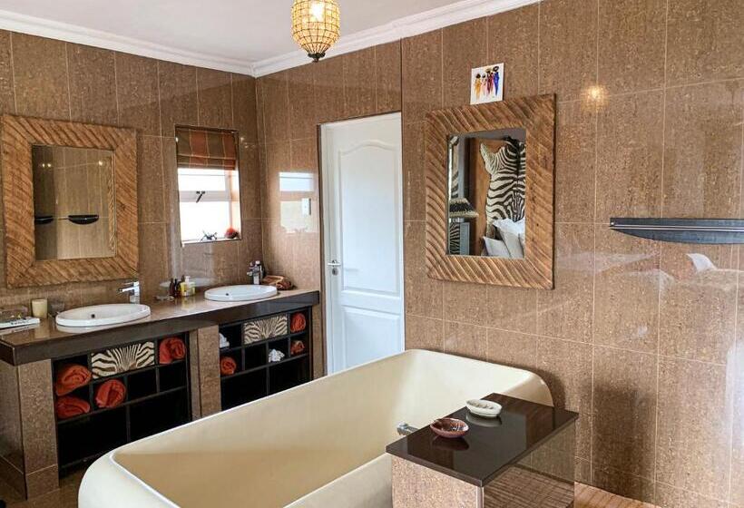 חדר סטנדרט עם מיטת קינג, 305 Guest House