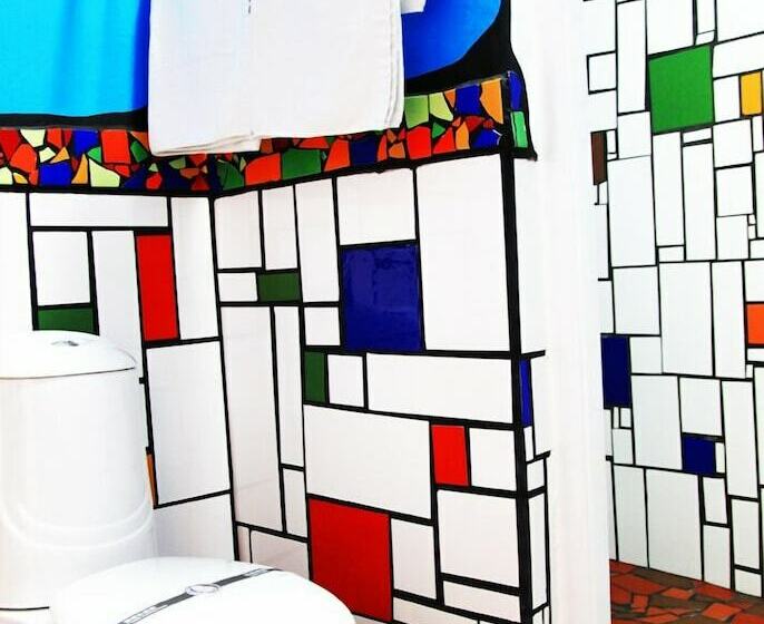 اتاق پریمیوم چهارنفره, La Villa De La Sirene