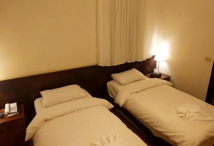 Standard Szoba, St. George’s Cathedral Pilgrim Guesthouse – Jerusalem