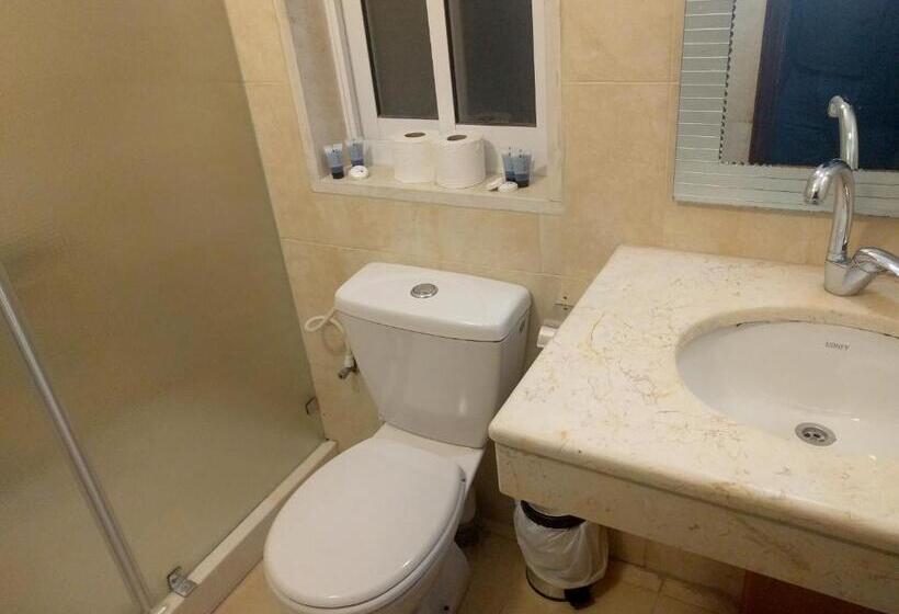 2 Szobás Apartman, St. George’s Cathedral Pilgrim Guesthouse – Jerusalem