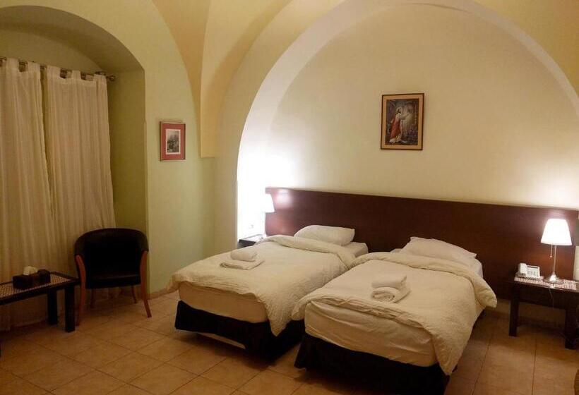 Standard Szoba, St. George’s Cathedral Pilgrim Guesthouse – Jerusalem