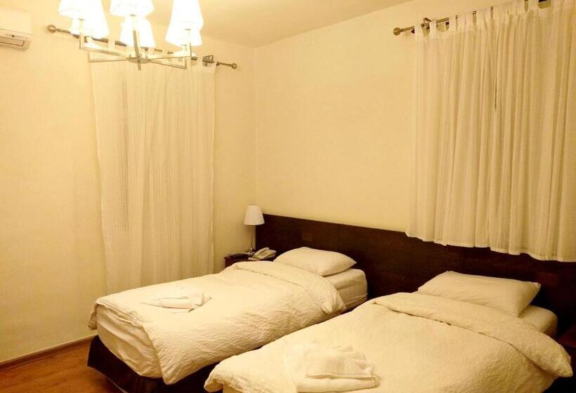 Standard Szoba, St. George’s Cathedral Pilgrim Guesthouse – Jerusalem