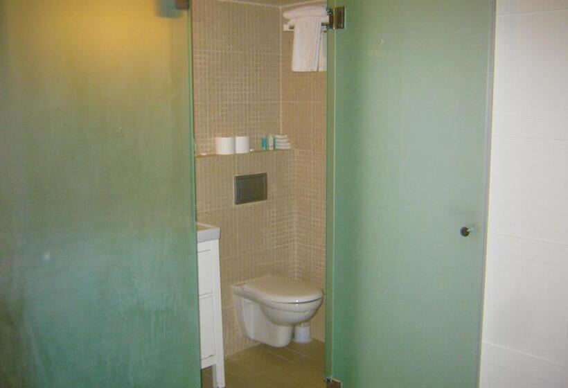 Standard Szoba, St. George’s Cathedral Pilgrim Guesthouse – Jerusalem