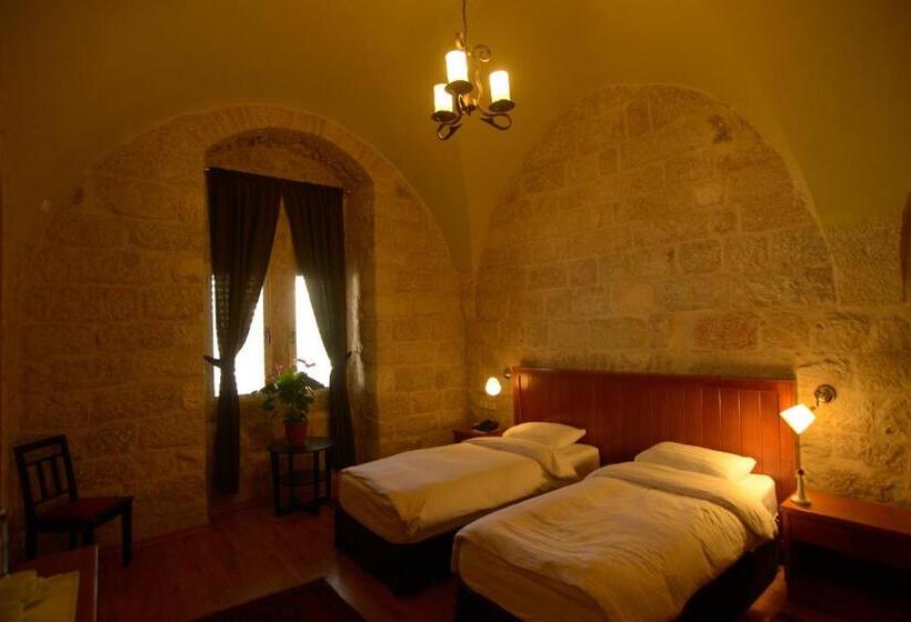 Standard Szoba, St. George’s Cathedral Pilgrim Guesthouse – Jerusalem