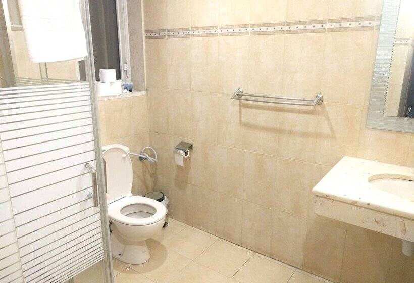 Standard Szoba, St. George’s Cathedral Pilgrim Guesthouse – Jerusalem