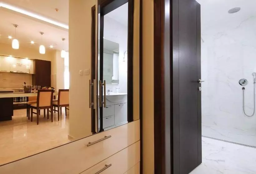 آپارتمان لوکس 2 خوابه, Shine Residence