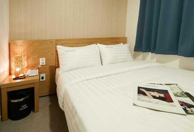 스탠다드 스튜디오, Top Hotel & Residence