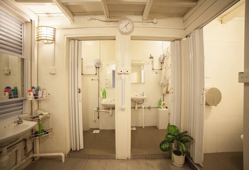 اتاق استاندارد یک تخته با سرویس بهداشتی مشترک, Blanc Inn   Hostel