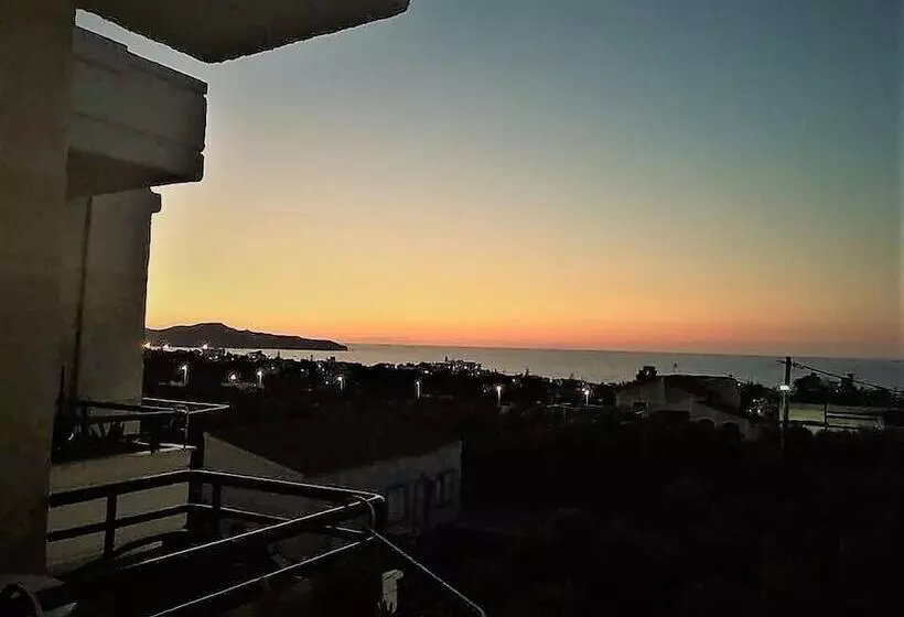 Superior Studio Sea View, Balito Apartments