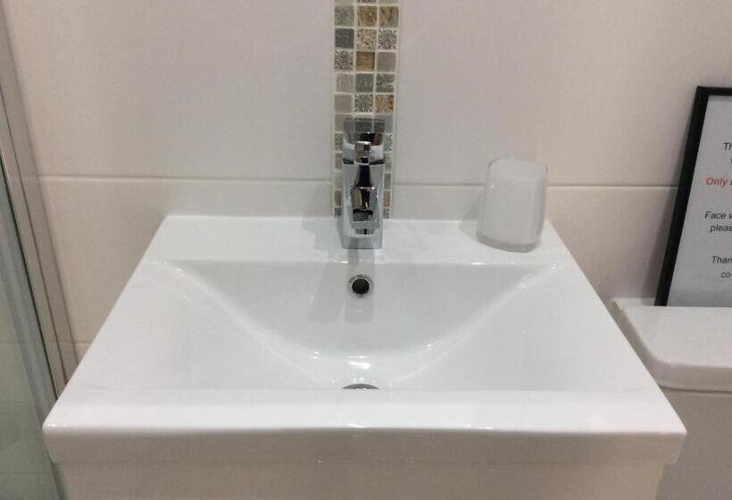 标准间, Blue Waters Lodge