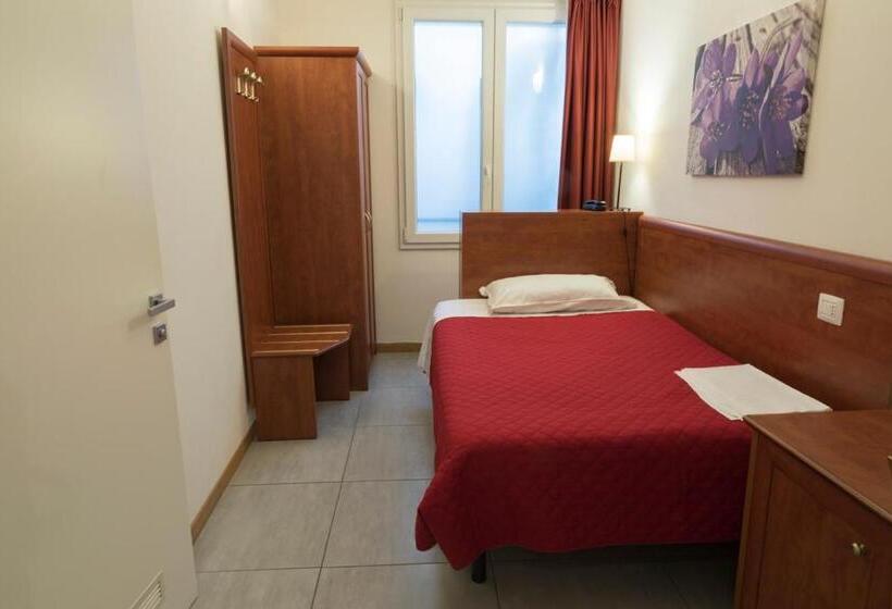 اتاق سوپریور یک تخته, Buon Hotel Bologna Centro Affittacamere Self Check In