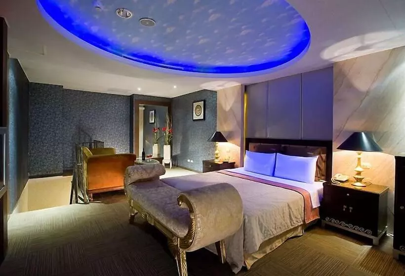 اتاق لوکس, Crystal Business Motel