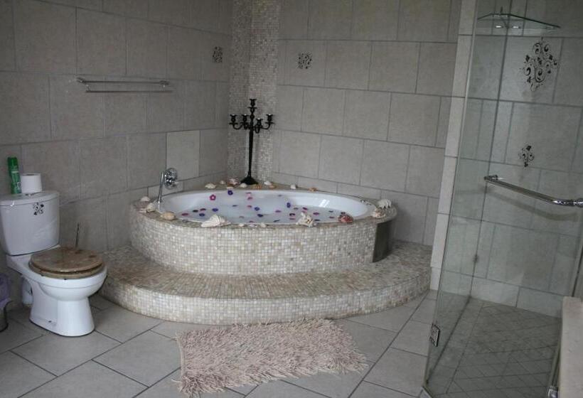 Семейный Номер, Africa Paradise