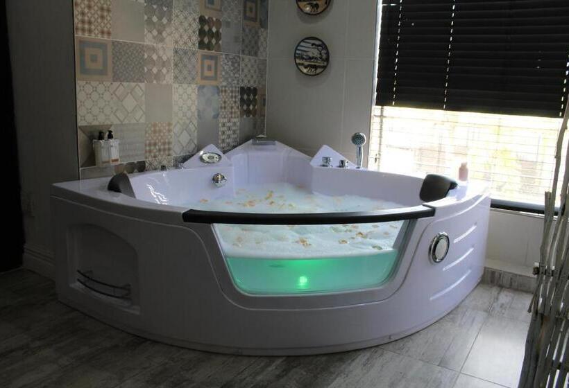 Номер Deluxe Одноместный, Africa Paradise