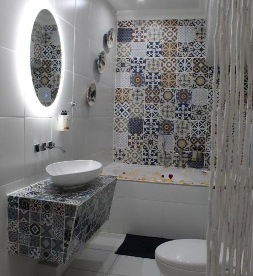 Номер Deluxe с Гидромассажем, Africa Paradise