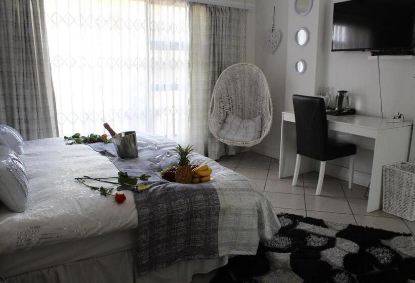 Номер Deluxe с Гидромассажем, Africa Paradise