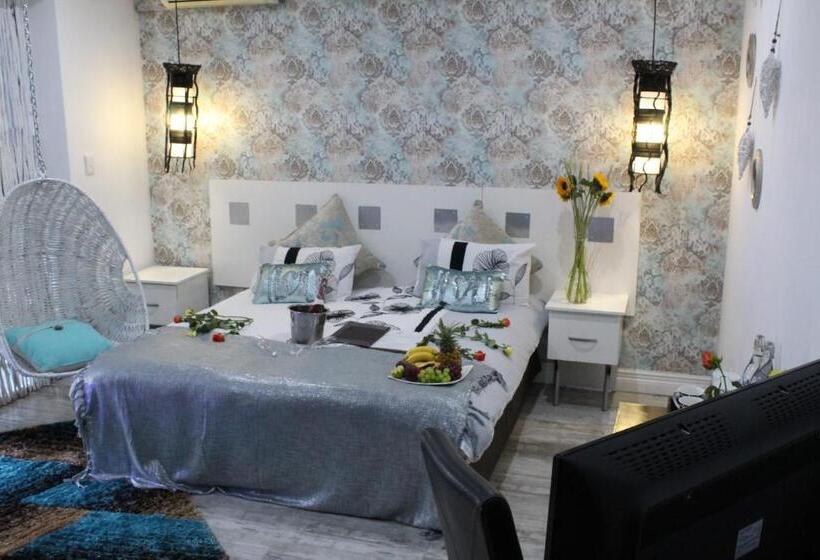 Номер Deluxe с Гидромассажем, Africa Paradise