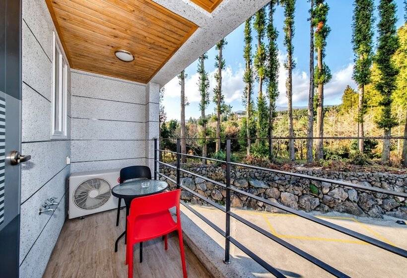 جناح, Donnaekohill Resort