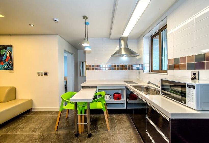 جناح, Donnaekohill Resort