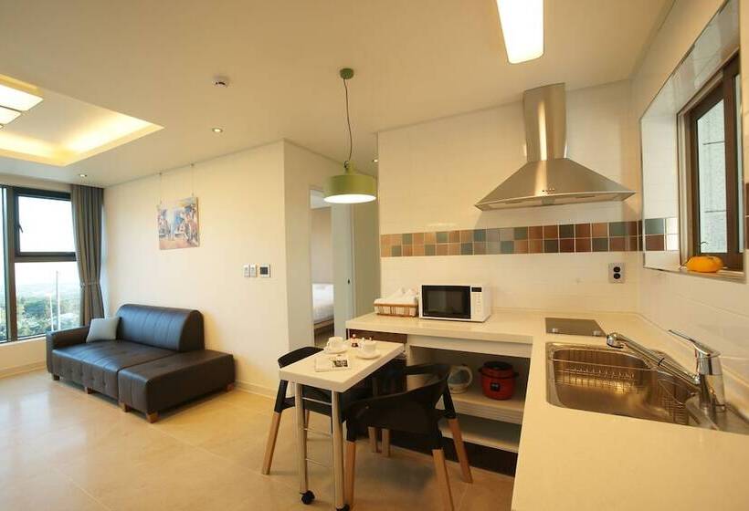 جناح, Donnaekohill Resort