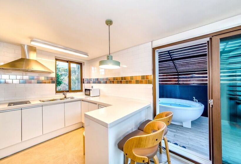 غرفة بريميوم, Donnaekohill Resort