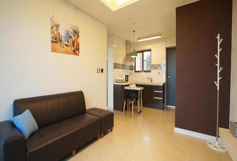 جناح, Donnaekohill Resort