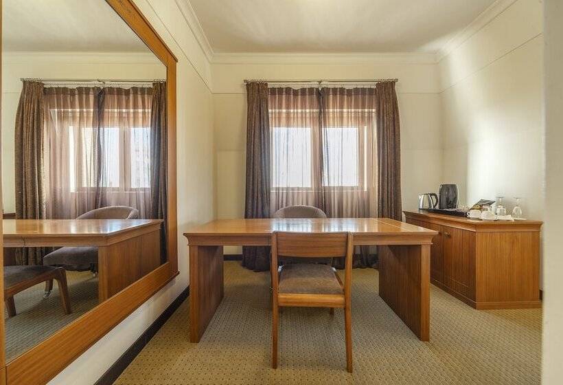 이그제큐티브 스위트, Laghetto Villa Moura