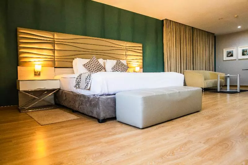 Deluxe Suite King Bed, Wl Hotel Maputo City Centre Mozambique Collection