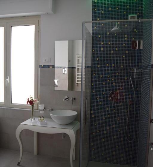 小型套房, Residenza Wagner